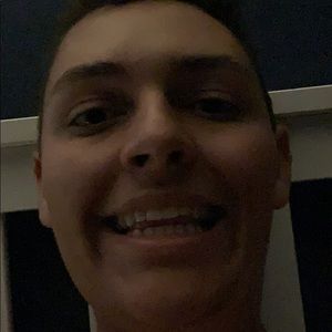 Meet your Posher, Evan